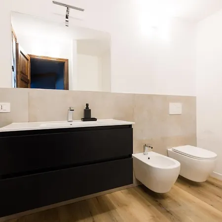 Apartman Sui Tetti Di Ovile Siena