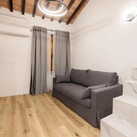 Sui Tetti Di Ovile Apartment *